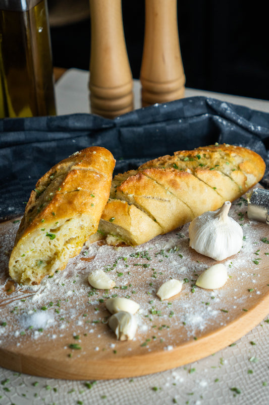 Zelfgemaakt Knoflook Stokbrood
