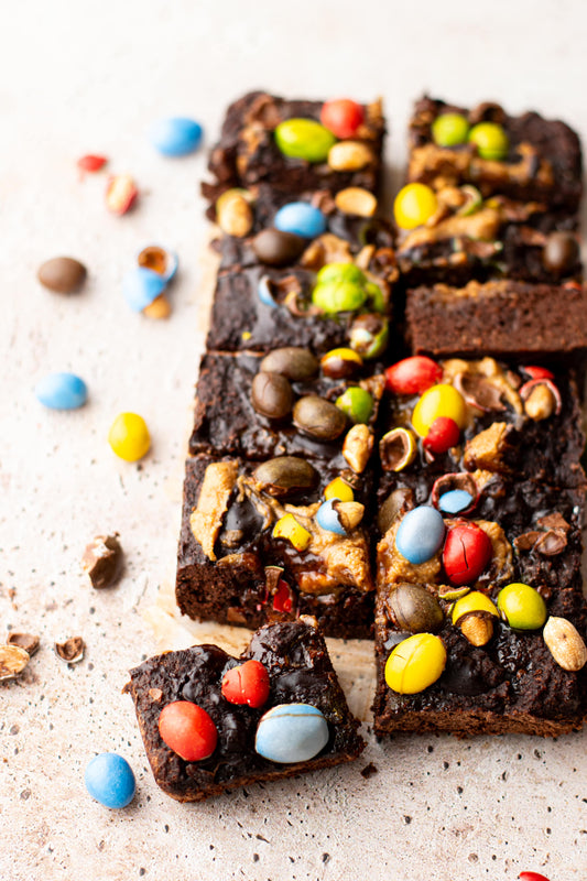 M&M Brownies met Pindakaas Swirl